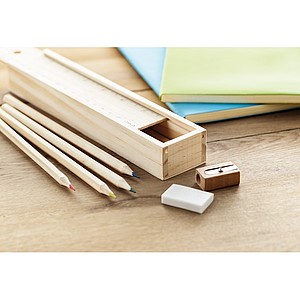 Stationery set in wooden box