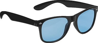 Sunglasses with colored glasses
