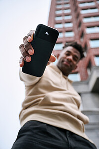 Turbopack RCS rplastic powerbank 10.000 integrated cables, black