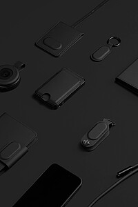VINGA RCS Keychain with Tracker, Black